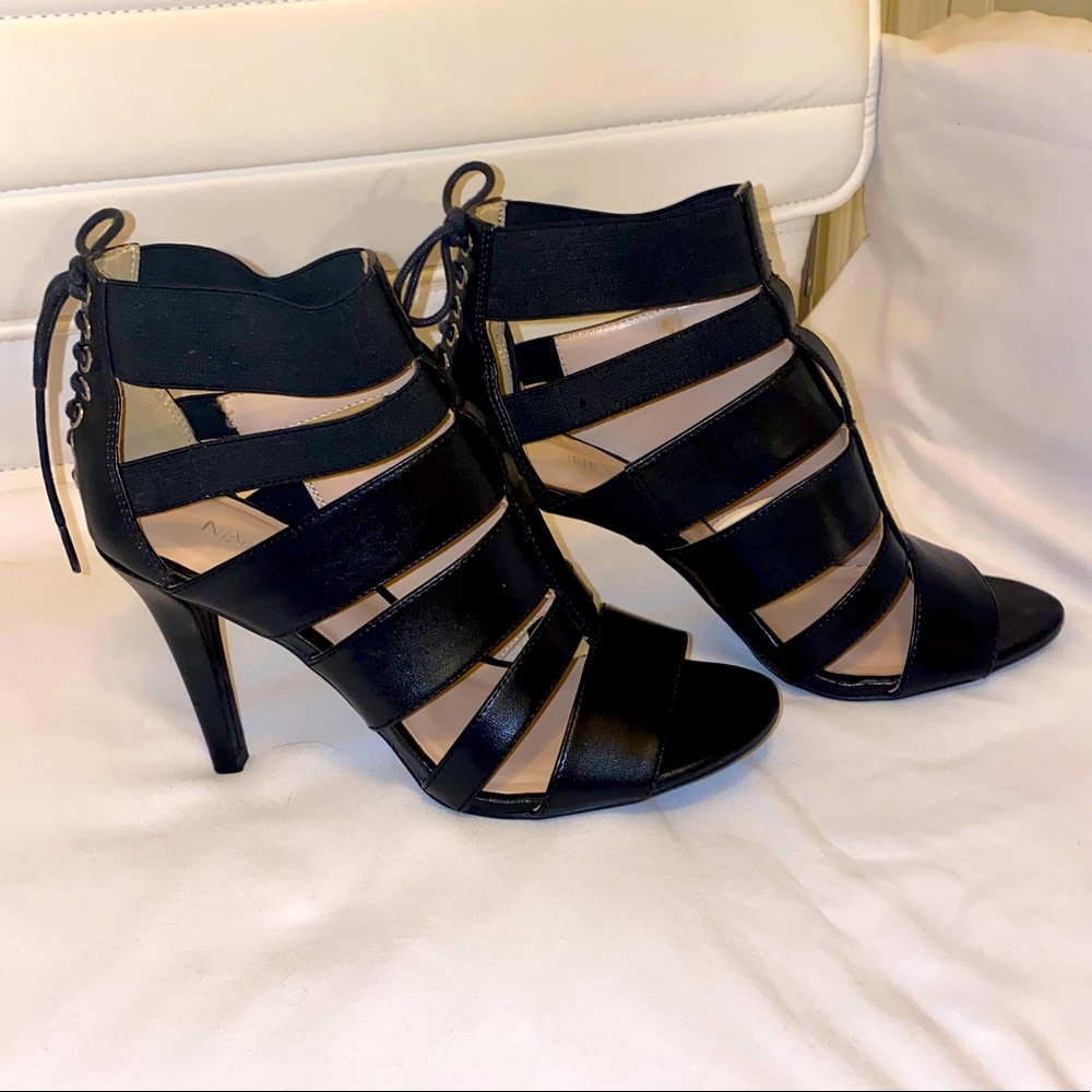 NINE WEST Dream Team Stilleto Heels size 6